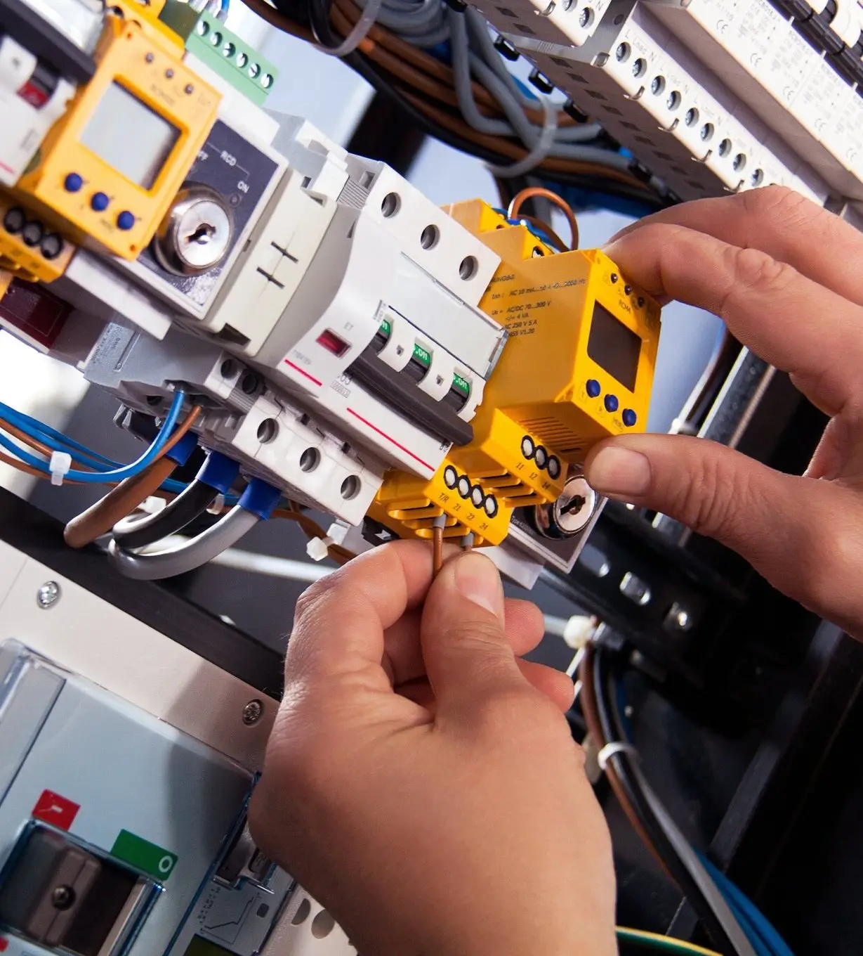 Ασφαλείς & Σύγχρονες Ηλεκτρολογικές Εγκαταστάσεις